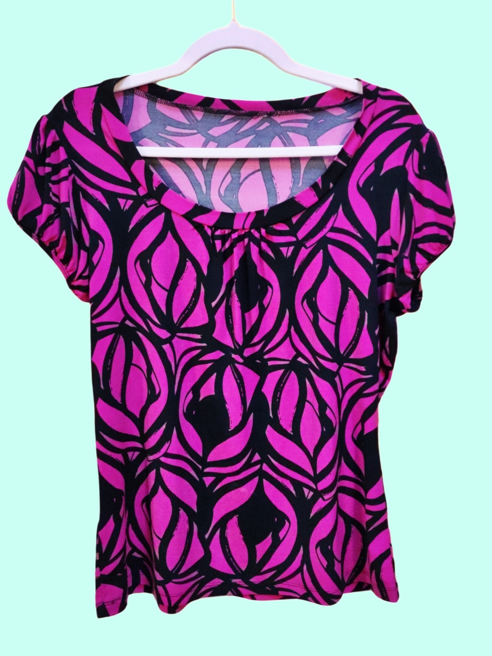 Vintage Y2K Fusia Pink & Black Abstract Print Stretch Top | 90s Retro Tee
